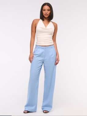 Abercrombie & Fitch Curve Love Sloane Low Rise Linen-Blend Pant 27/4 Short